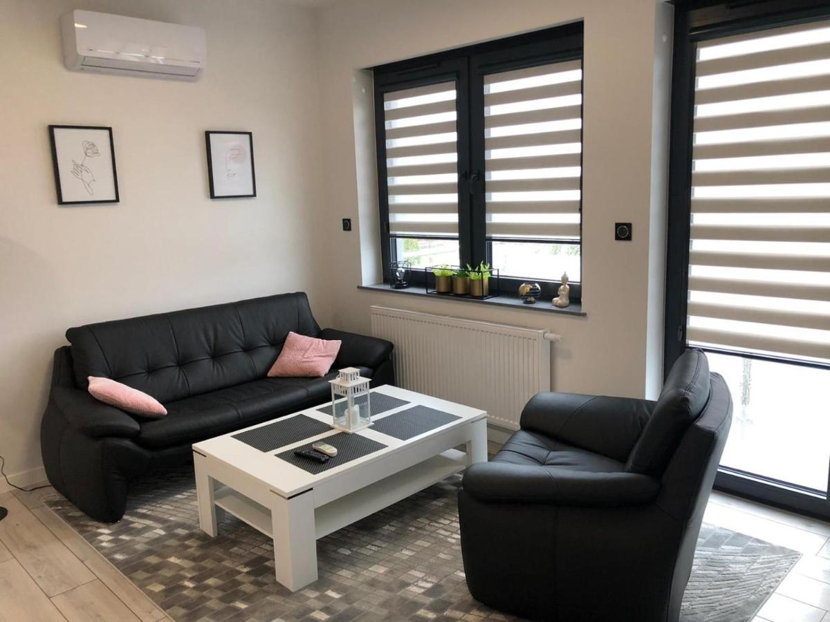 Apartament Plaza Premium Słupca Esterno foto