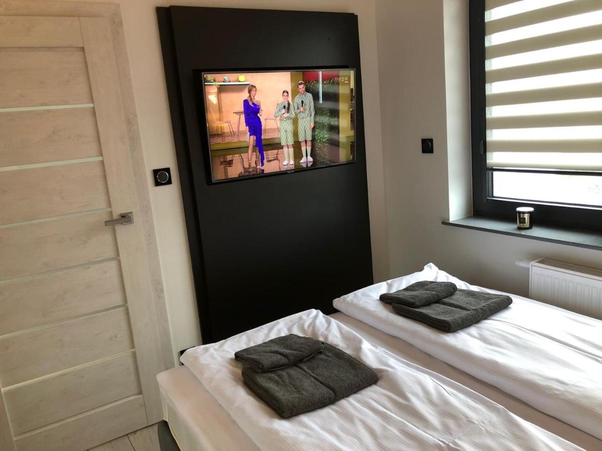 Apartament Plaza Premium Słupca Esterno foto